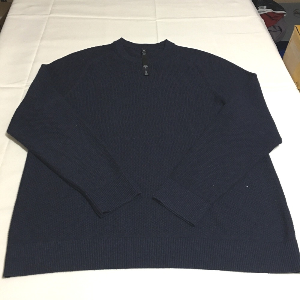 Lululemon Crewneck Sweater Mens XL Navy Blue Engineered Warmth